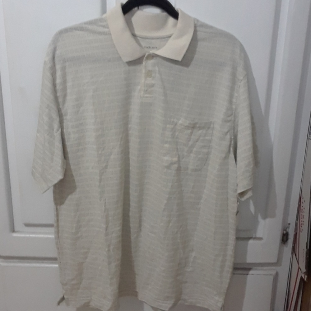 Man's T-shirt